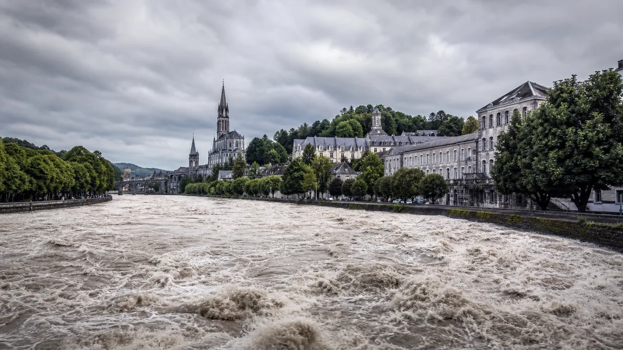 Le Gave de Pau à Lourdes